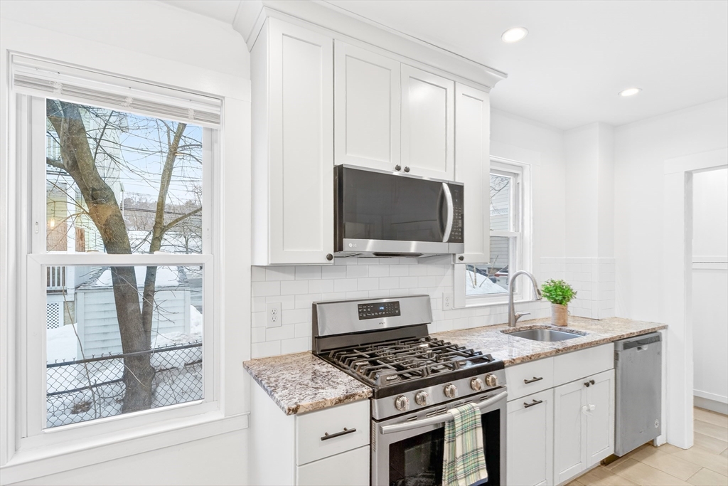 6 Brattle St # 1