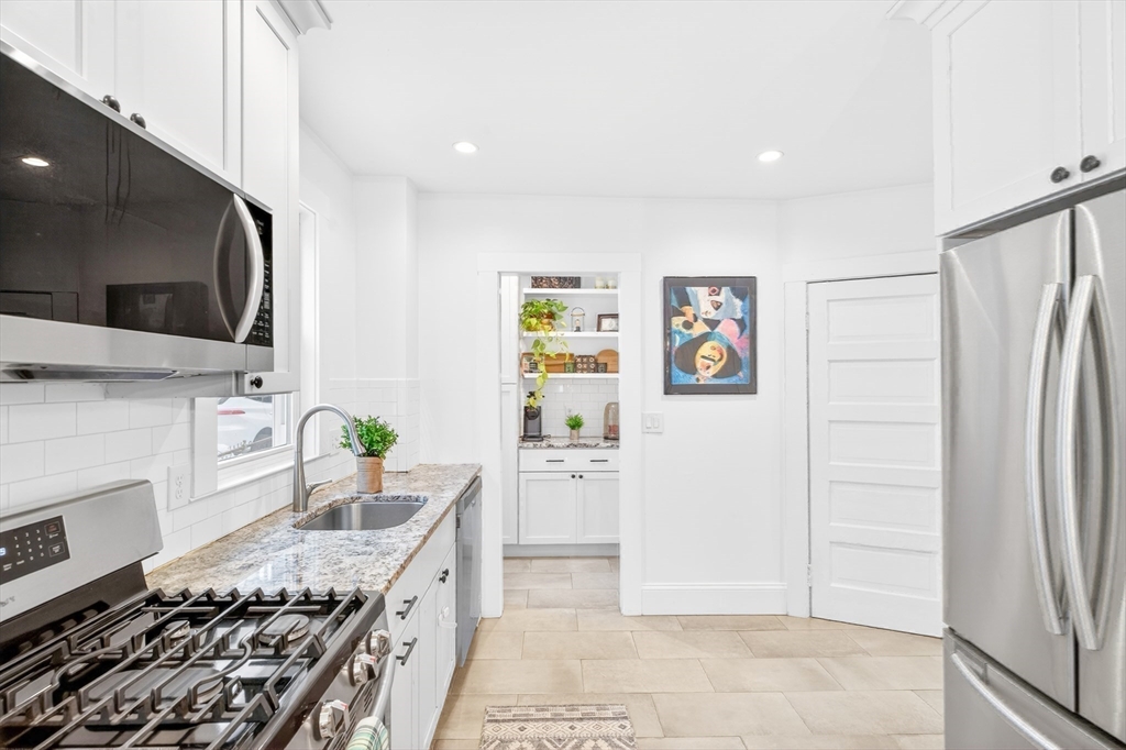 6 Brattle St # 1