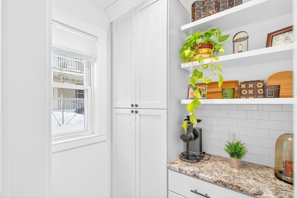 6 Brattle St # 1