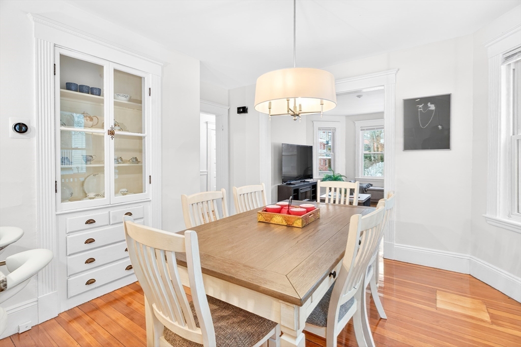 6 Brattle St # 1