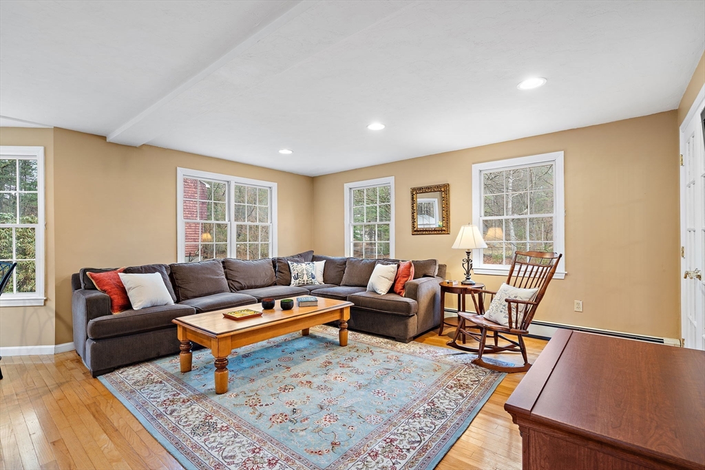 108 Harvard Rd
