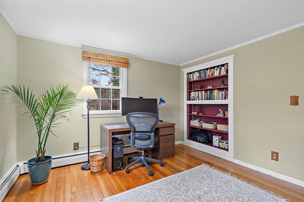108 Harvard Rd