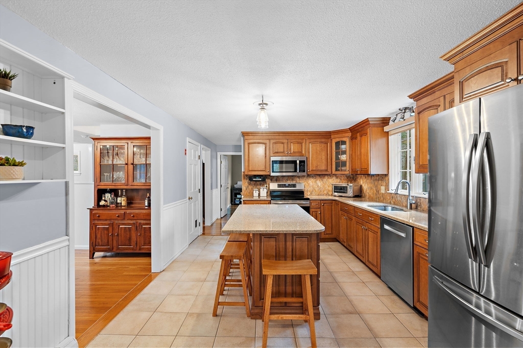 108 Harvard Rd