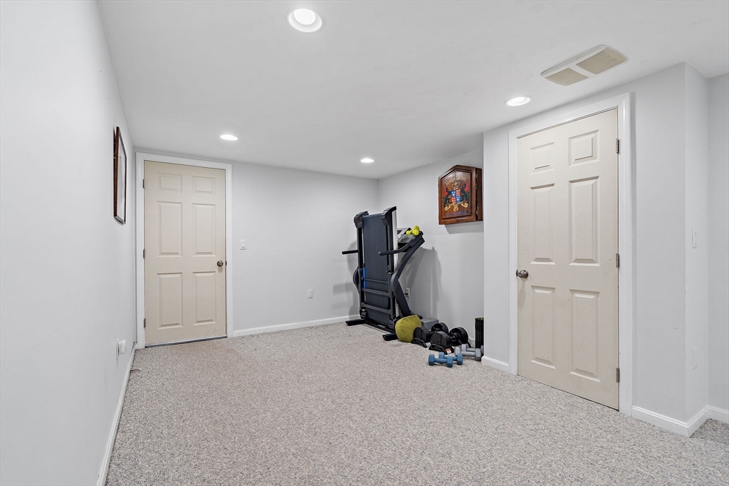 108 Harvard Rd