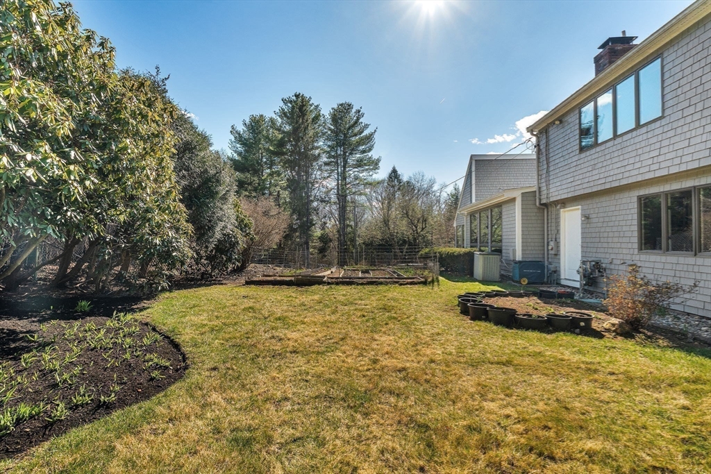 39 Kings Grant Rd