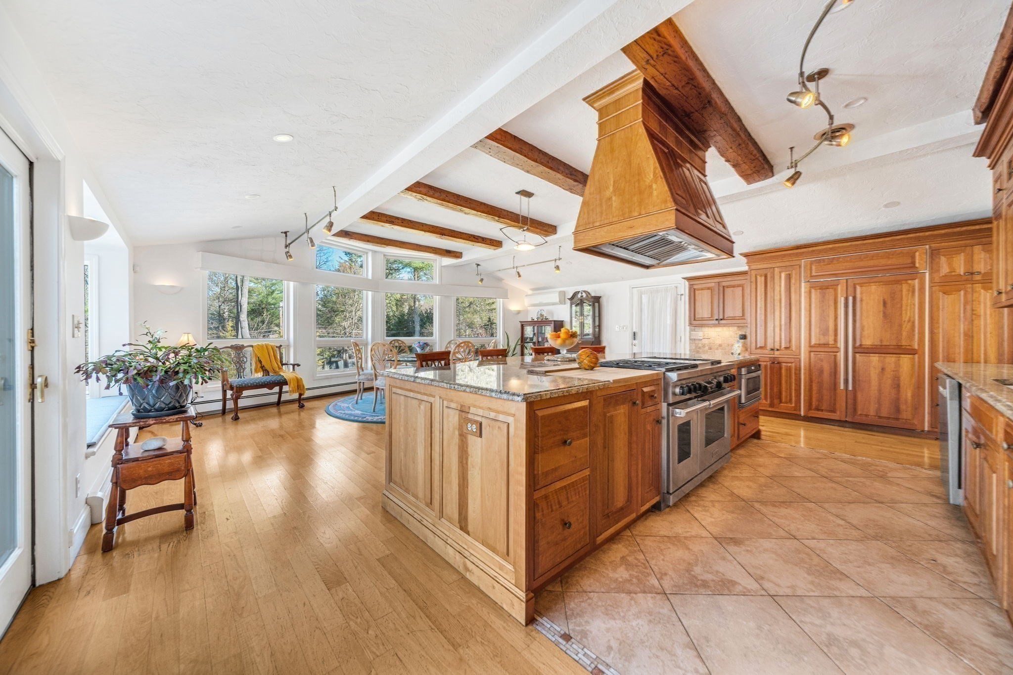 39 Kings Grant Rd