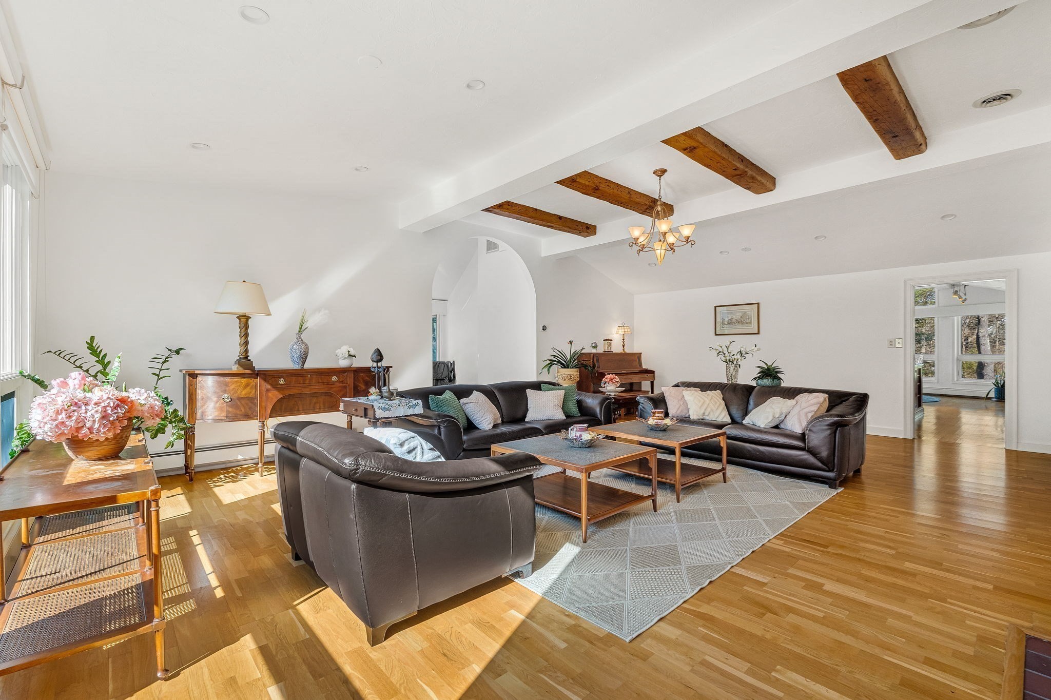 39 Kings Grant Rd