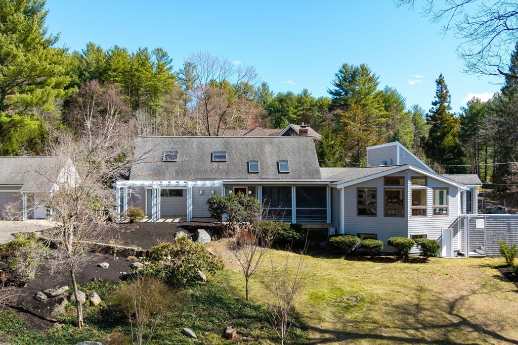 39 Kings Grant Rd