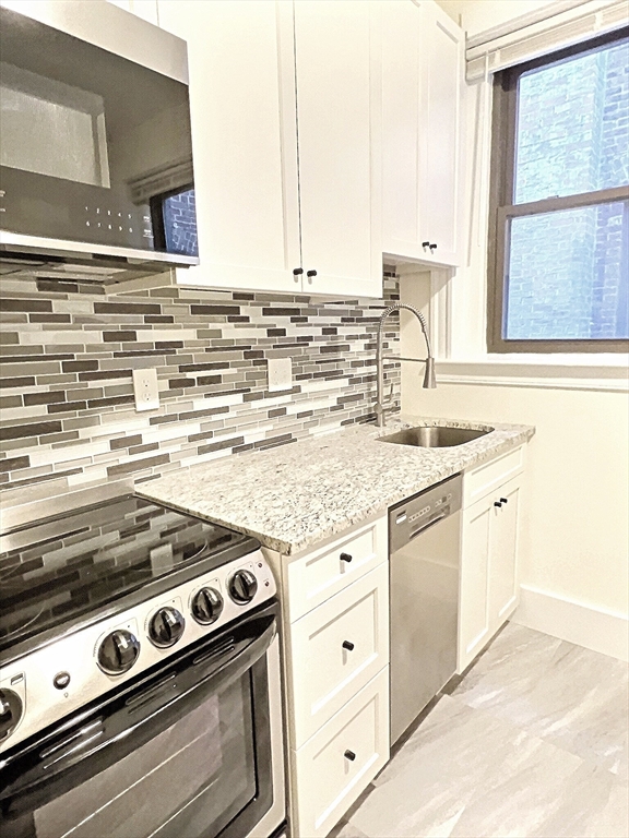 1386 Beacon # 6