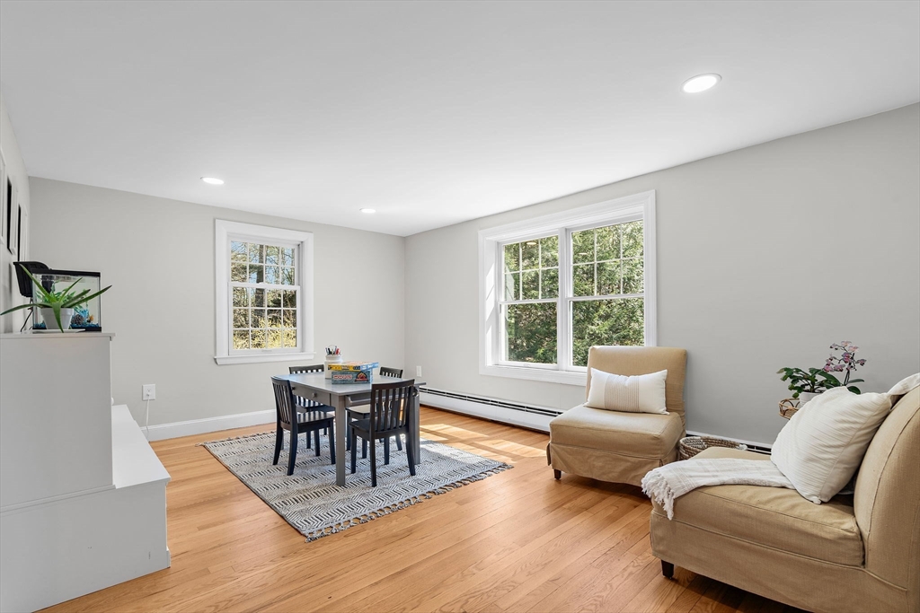 13 Mohegan Road