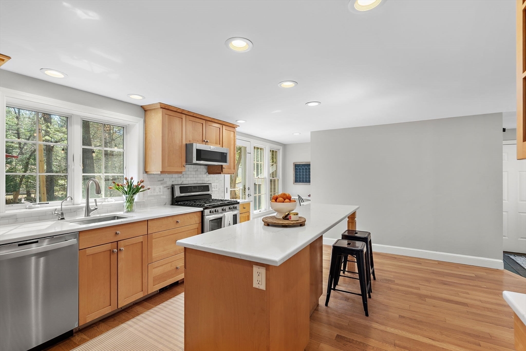 13 Mohegan Road
