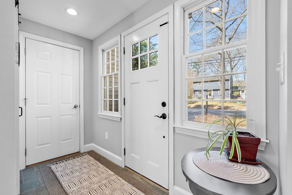13 Mohegan Road