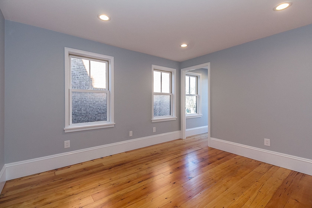 150-152 Huron Avenue # 152