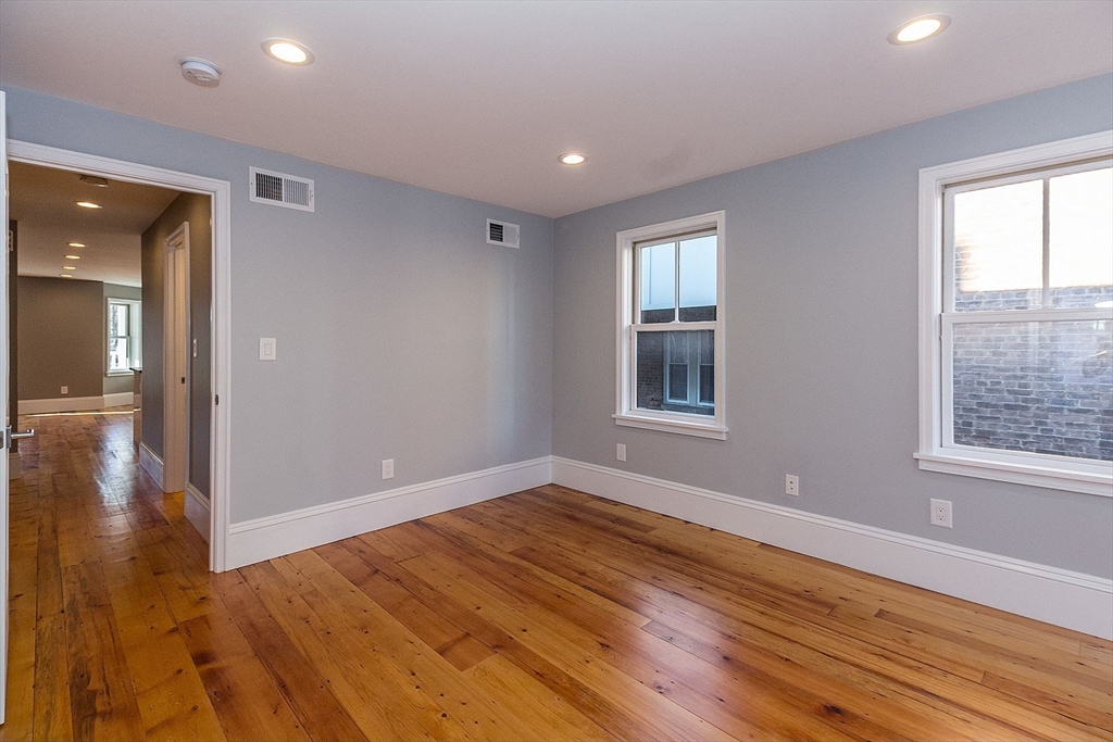 150-152 Huron Avenue # 152