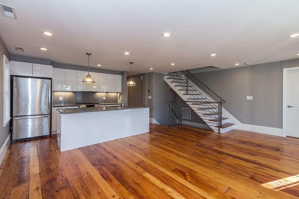 150-152 Huron Avenue # 152