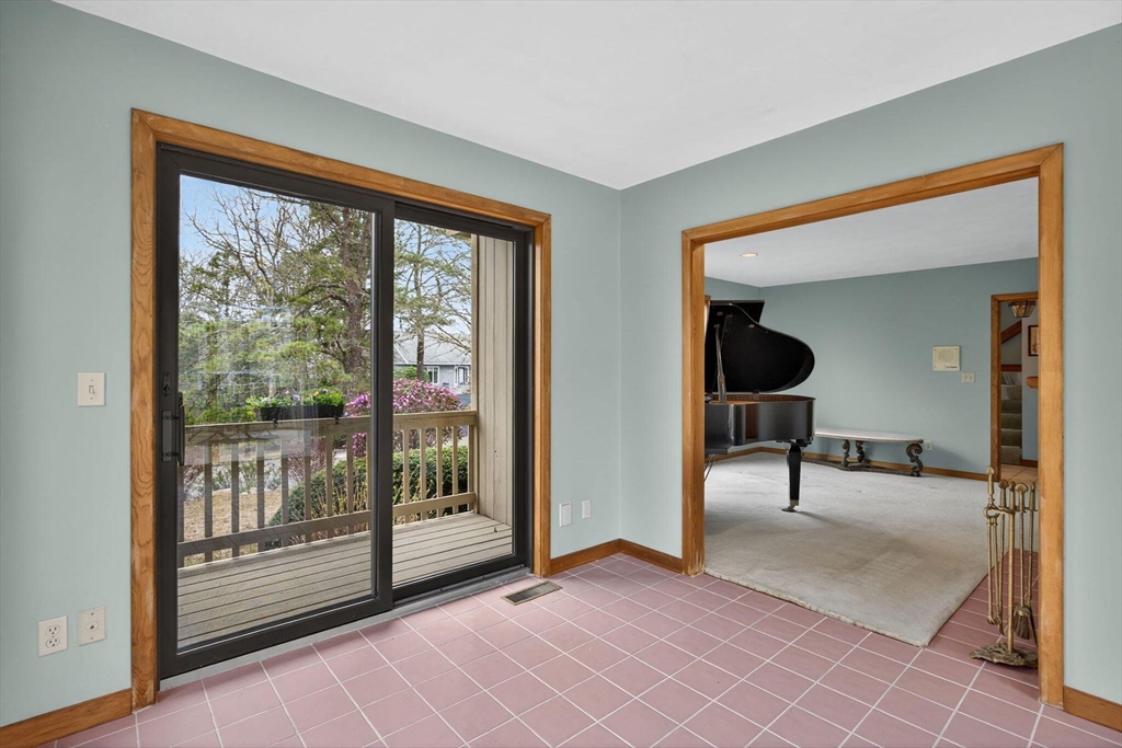 153 Alder Ln
