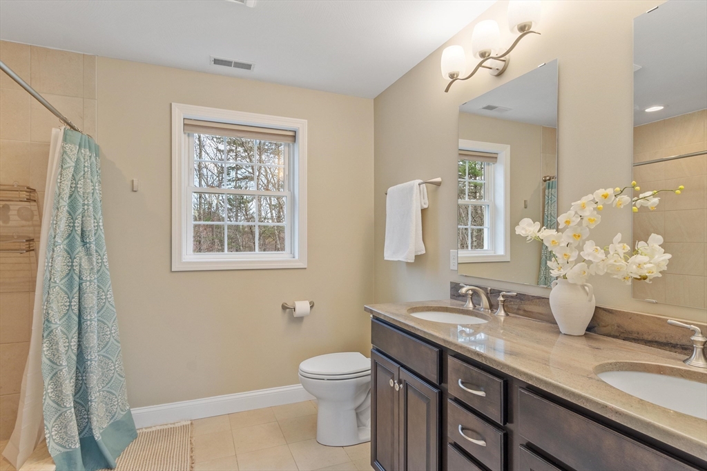 149 Long Hill Rd
