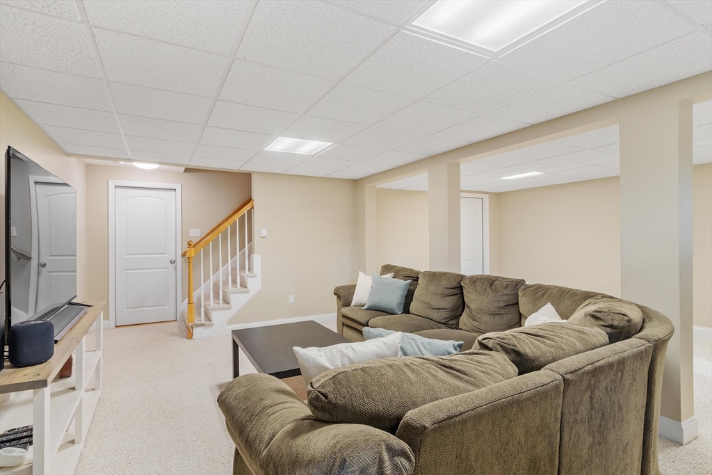 149 Long Hill Rd