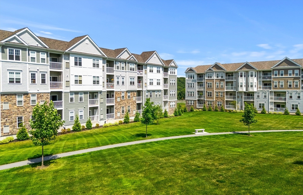 5 Peters Farm Way # 307
