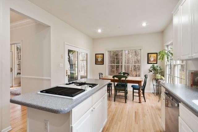 14 Stonegate Ln # 14