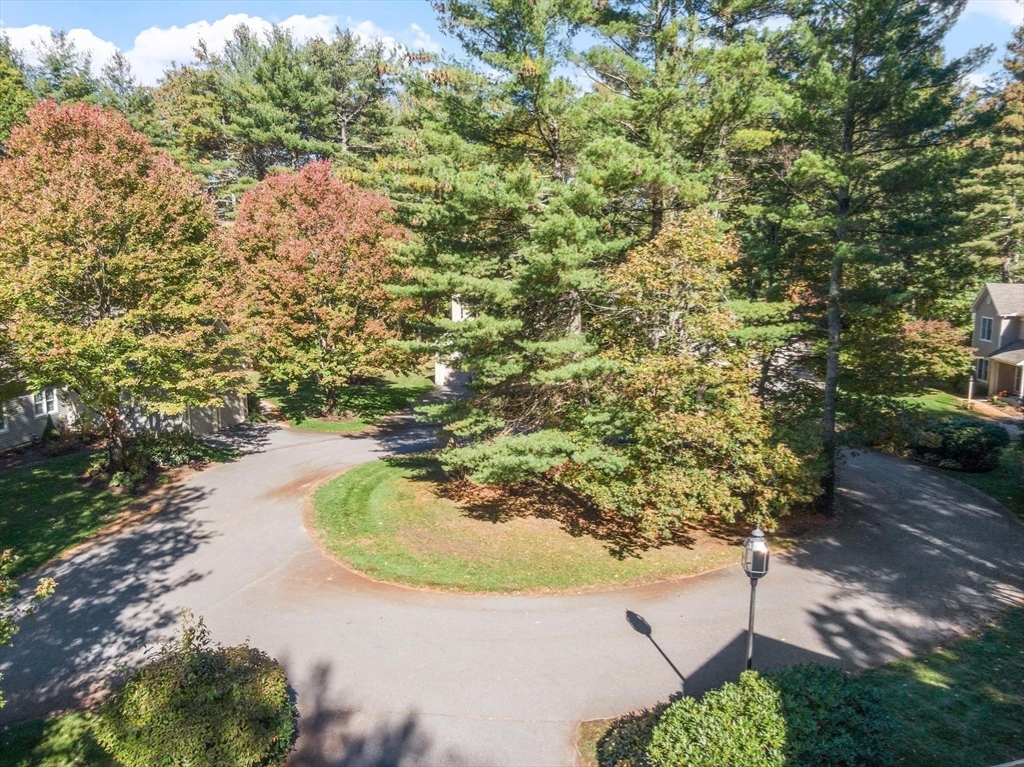 14 Stonegate Ln # 14