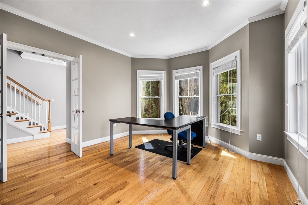 159 Prospect St # 4