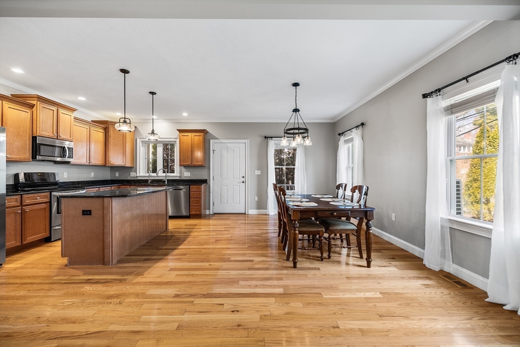 159 Prospect St # 4