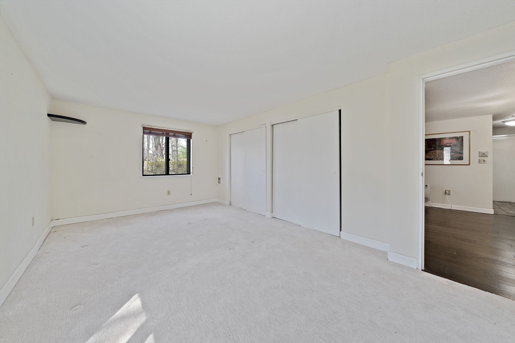 15 Village Rock Ln # 2