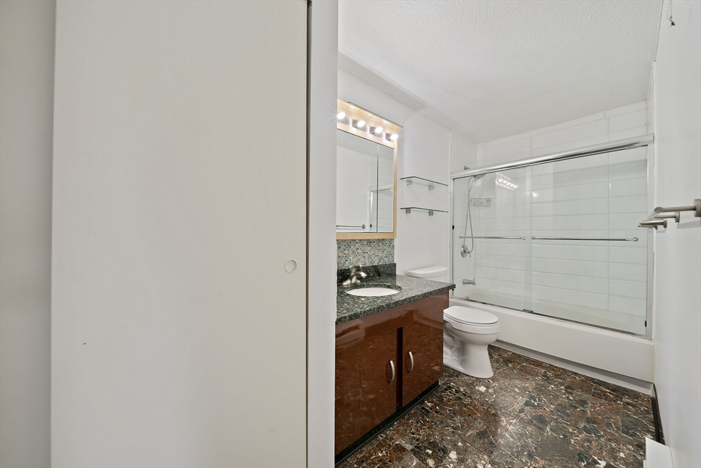15 Village Rock Ln # 2