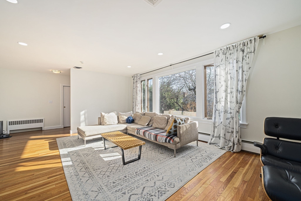 66 Roosevelt Rd # 66