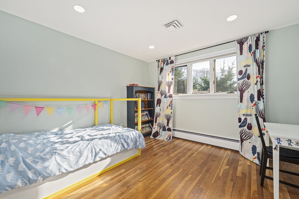 66 Roosevelt Rd # 66