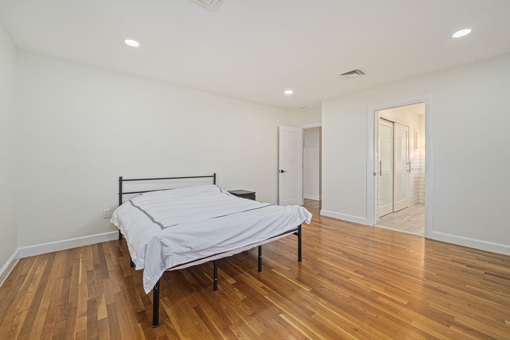 66 Roosevelt Rd # 66