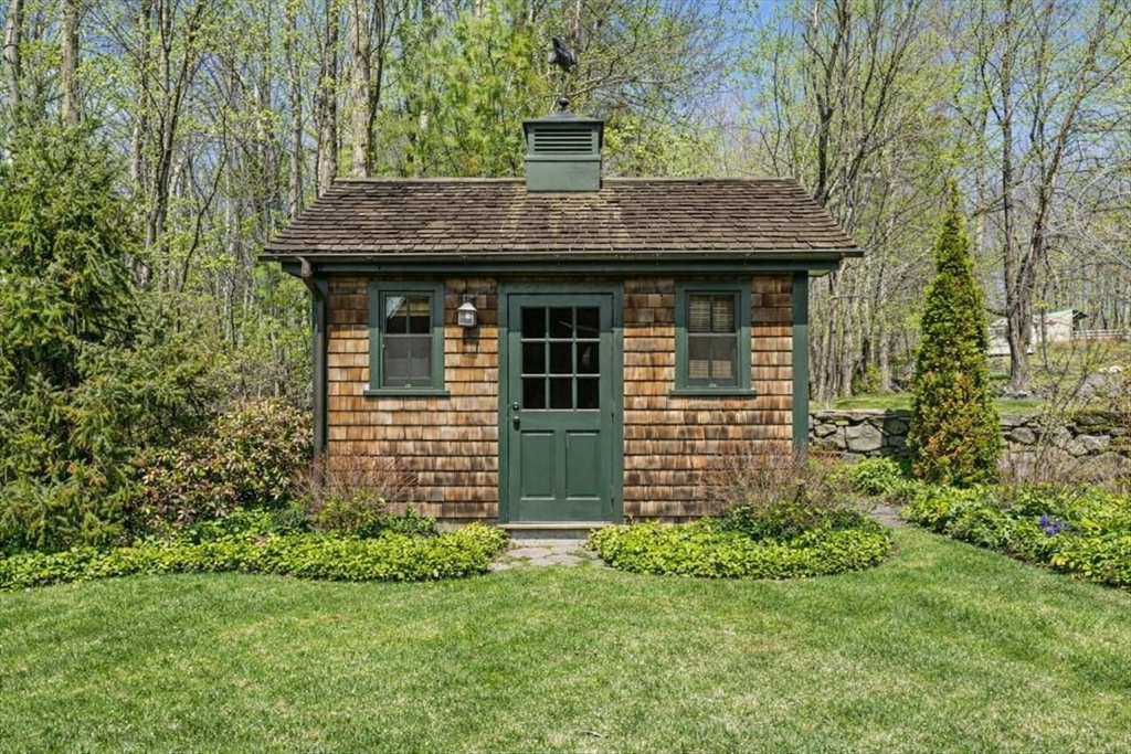 65 Baldwinville Rd