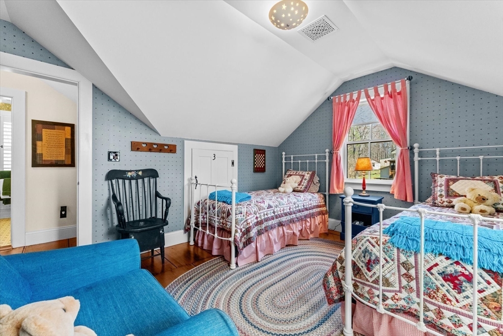 65 Baldwinville Rd