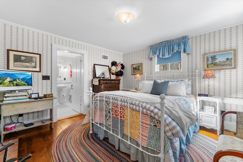 65 Baldwinville Rd