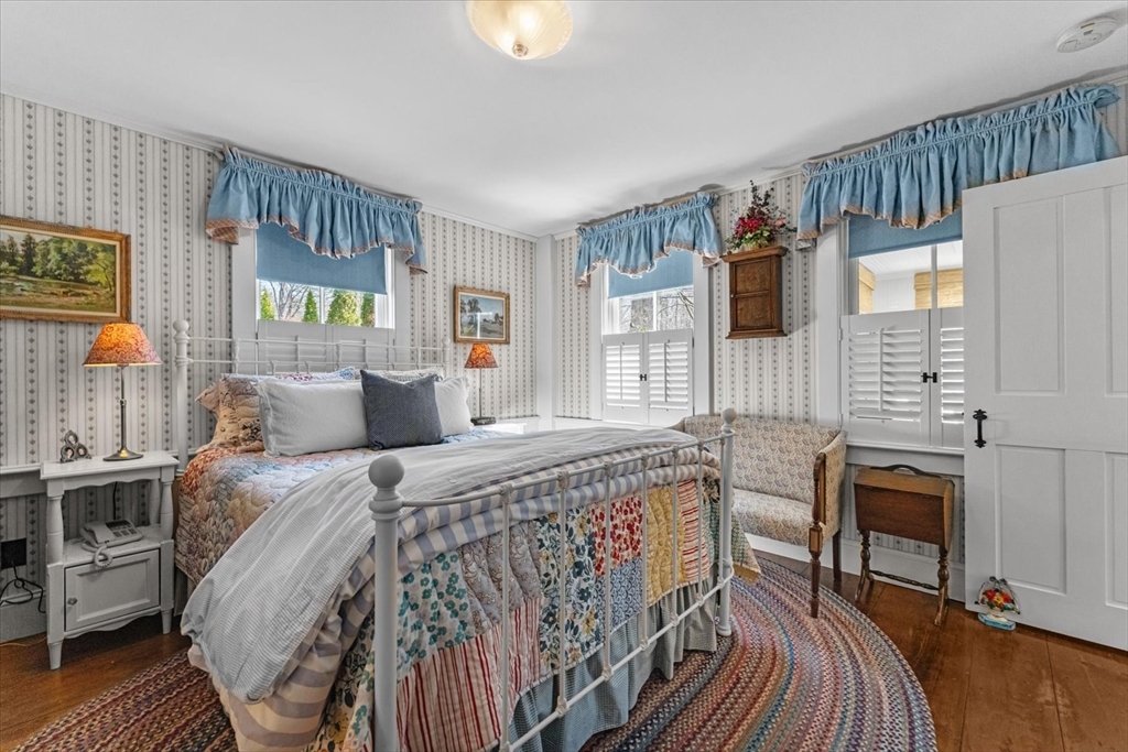 65 Baldwinville Rd
