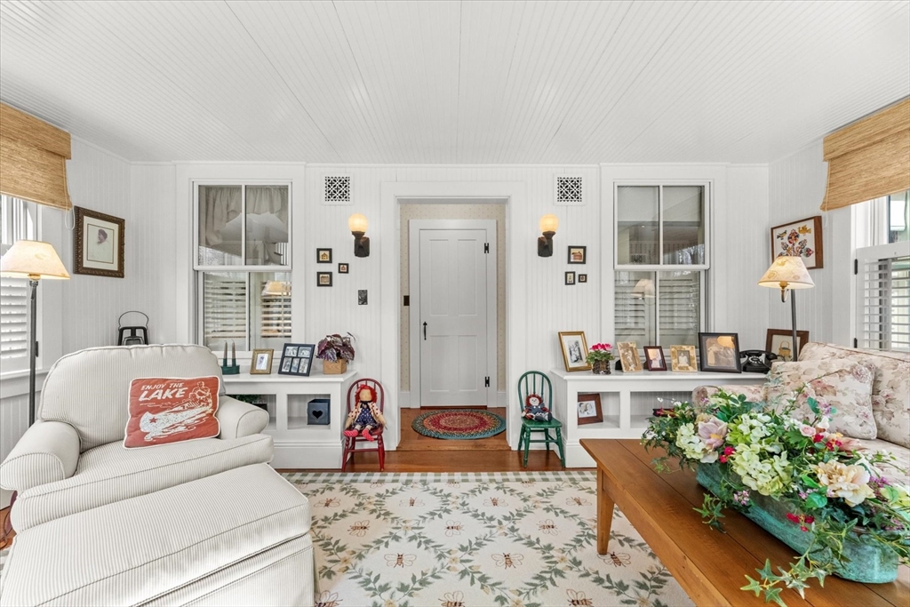 65 Baldwinville Rd