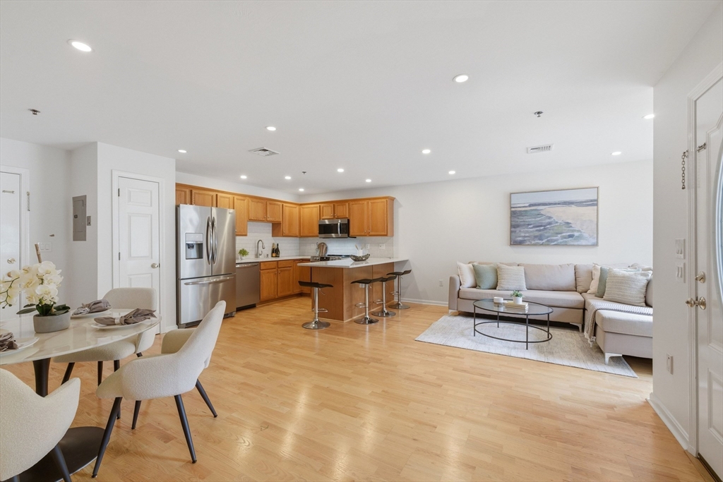 1 Eagle Dr # 1