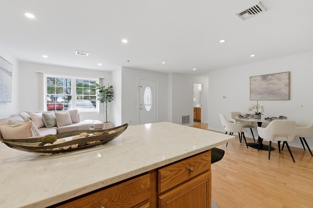 1 Eagle Dr # 1