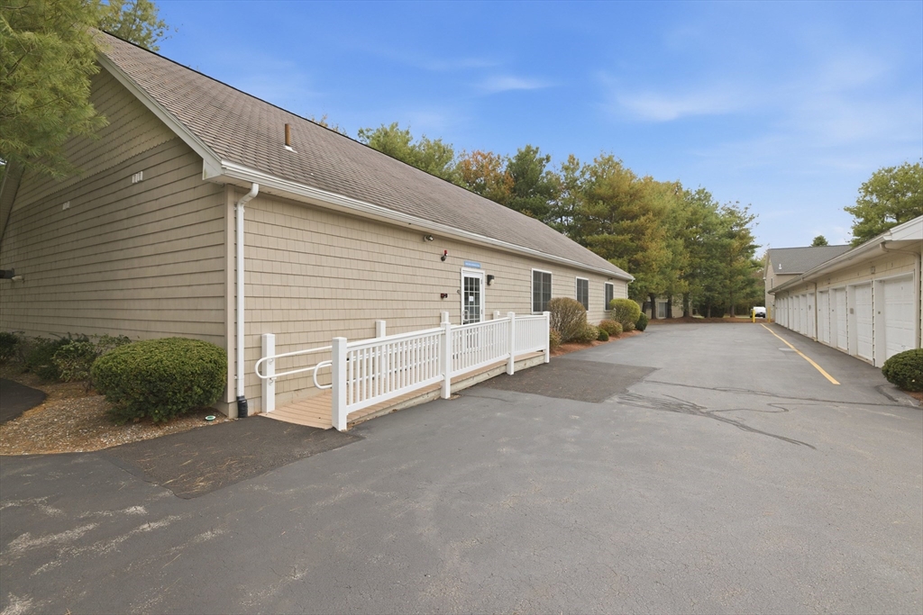 1 Eagle Dr # 1