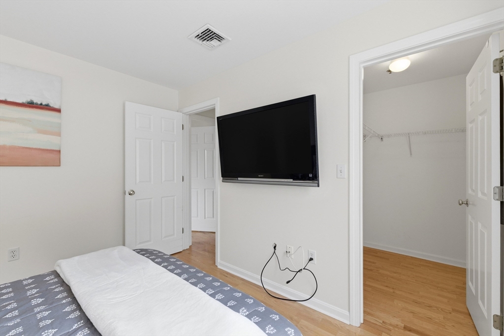 1 Eagle Dr # 1