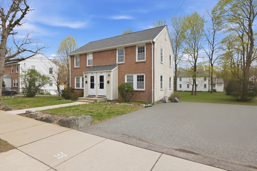 991-993 Massachusetts Ave