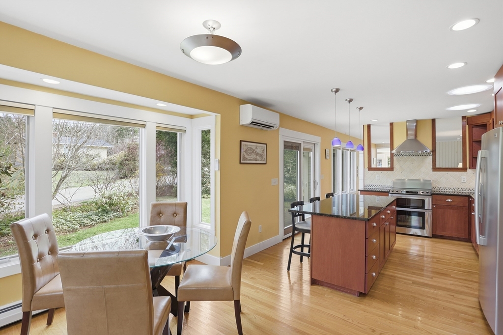 27 Tuttle Dr