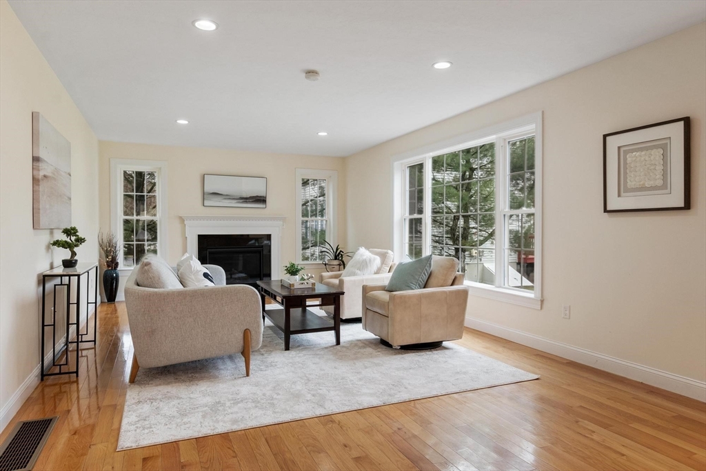 4 Henley Rd