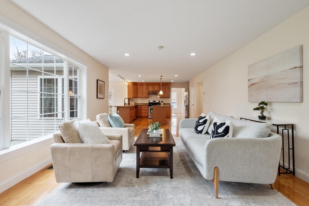 4 Henley Rd