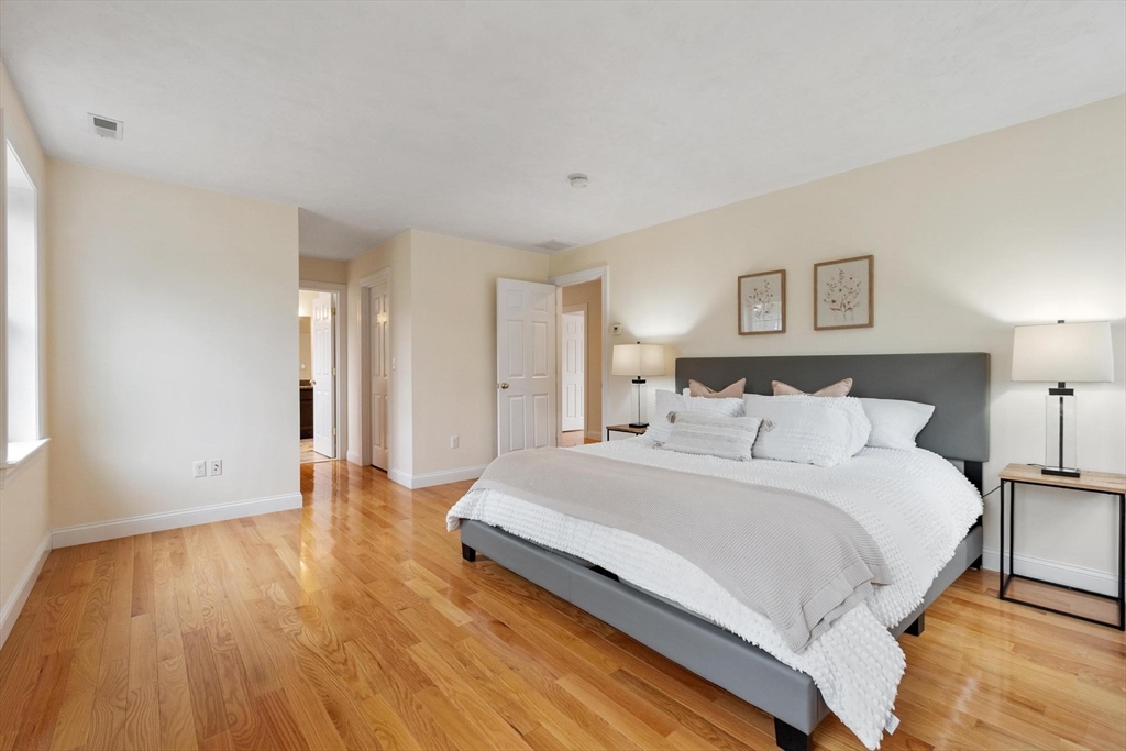 4 Henley Rd