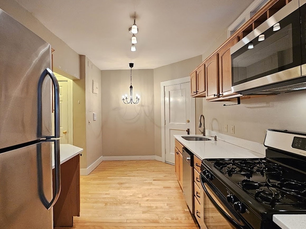 21 Chauncy St # 7