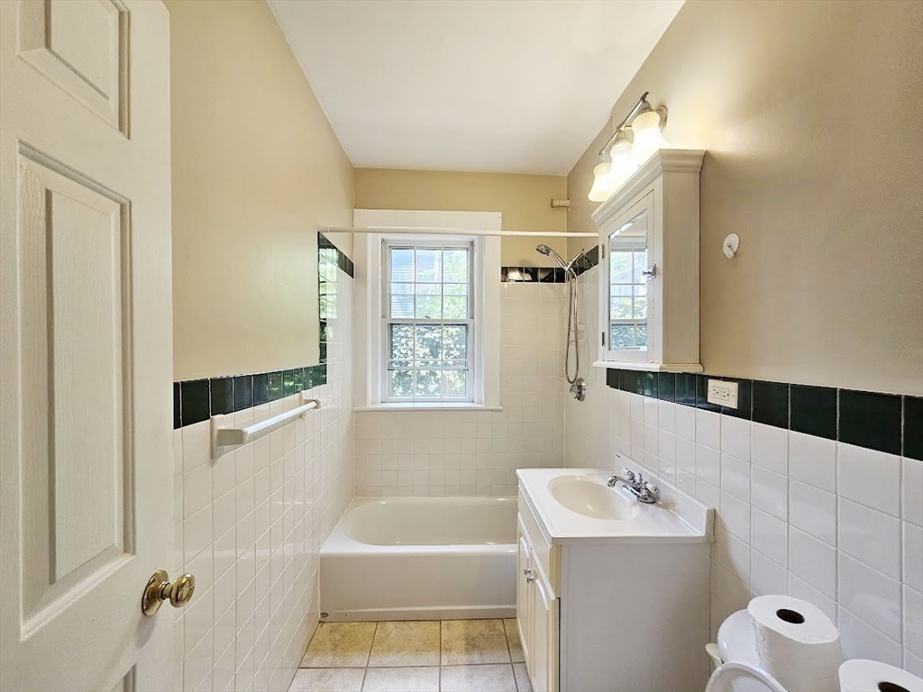 21 Chauncy St # 7
