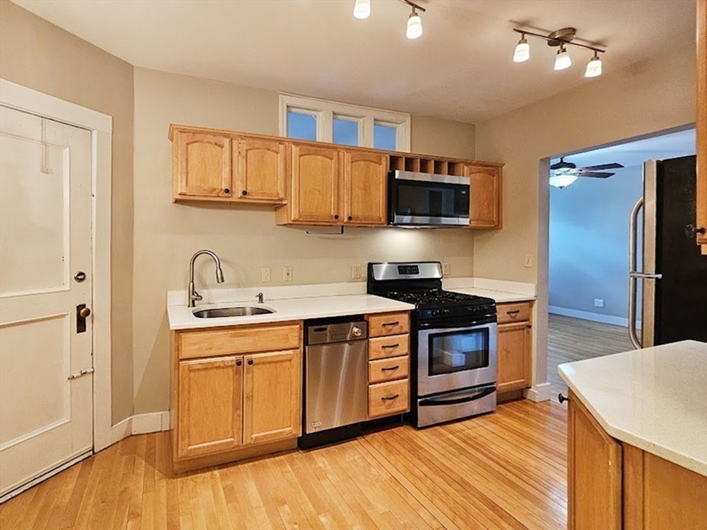 21 Chauncy St # 7