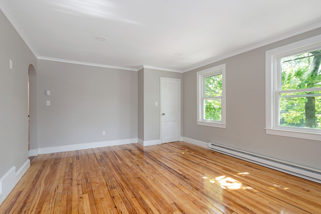 25 Paragon Rd # 1